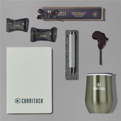 Yatta Vogue Vibes Hamper