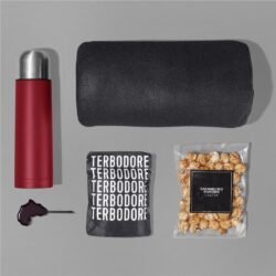 Yatta Charming Cuddle Hamper