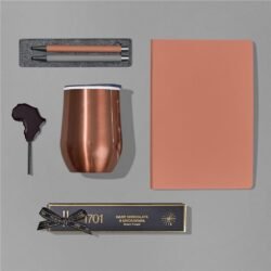 Yatta Luxe Lines Hamper