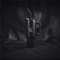 DR-AV-255-B_LIFESTYLE_1024X1024 Alex Varga Maximus Stainless Steel Vacuum Mug – 1.2 Litre