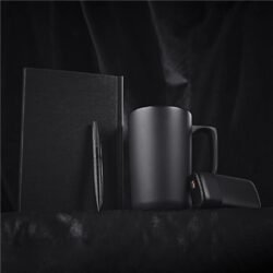 GF-AV-1281-B_LIFESTYLE-NO-LOGO_1024X1024 Alex Varga Elvarine Gift Set