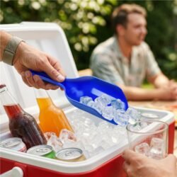 GV-AL-175-B_LIFESTYLE_AI_1024X1024 Altitude Voda Ice Scoop