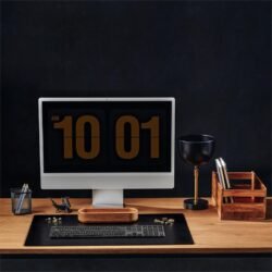 DEFAULT_1024X1024-538 Renaissance Desk Mat
