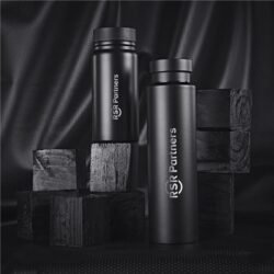 GF-AV-1283-B_LIFESTYLE_1024X1024 Alex Varga Gartlig Gift Set