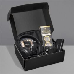 GH-YT-148-B-BL_BOX_1024X1024 Yatta Connected Cravings Hamper
